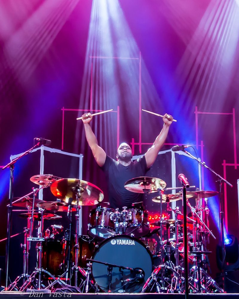 79Aspen's tweet photo. Happy Birthday Abe Fogle! Not sure if you blow out the candles today or tomorrow 🎂 If it were me I’d do it both days. Have an awesome birthday month😎 #AbeFogle #Birthday #iMissLiveMusic #concert #drummer #LeapYearBaby @FogleAbe https://t.co/QjNWCFTVJs