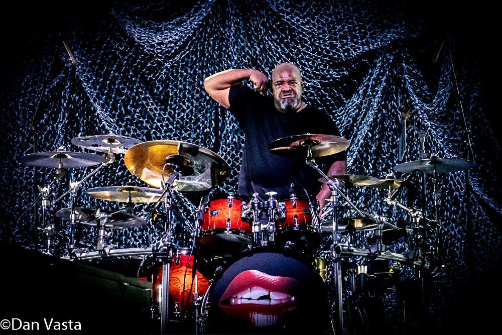 79Aspen's tweet photo. Happy Birthday Abe Fogle! Not sure if you blow out the candles today or tomorrow 🎂 If it were me I’d do it both days. Have an awesome birthday month😎 #AbeFogle #Birthday #iMissLiveMusic #concert #drummer #LeapYearBaby @FogleAbe https://t.co/QjNWCFTVJs