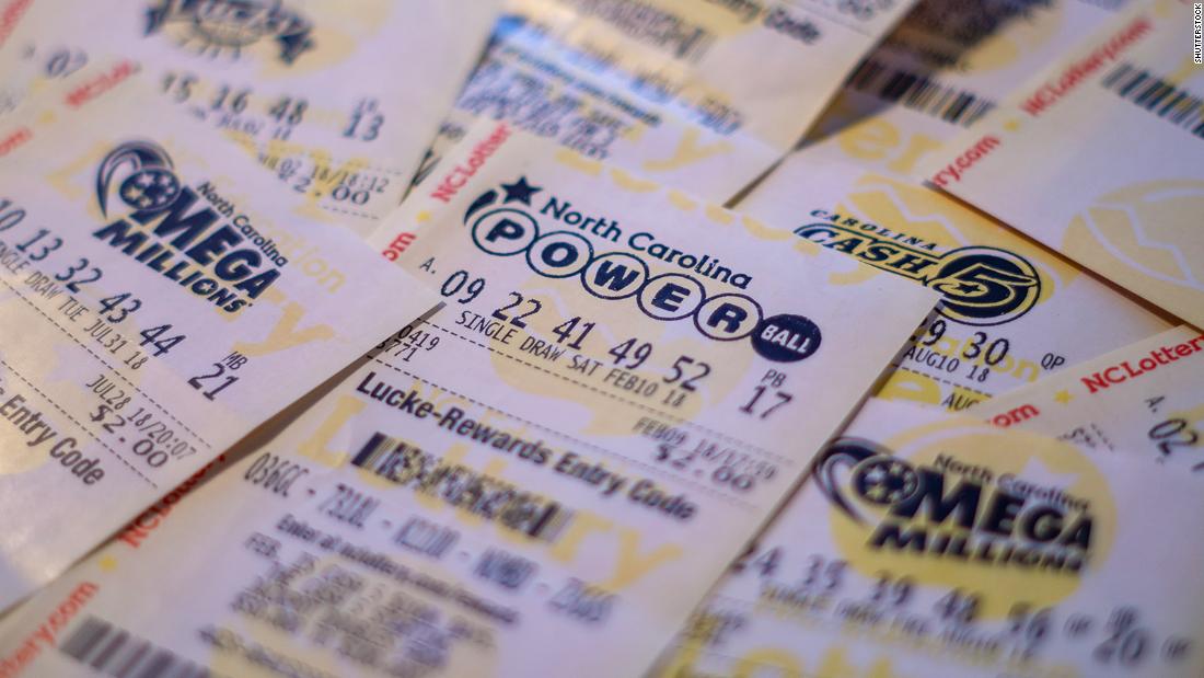 Man wins $500,000 Powerball prize with fortune cookie numbers https://t.co/2LqLVeHUmz https://t.co/mJTp12yzeB