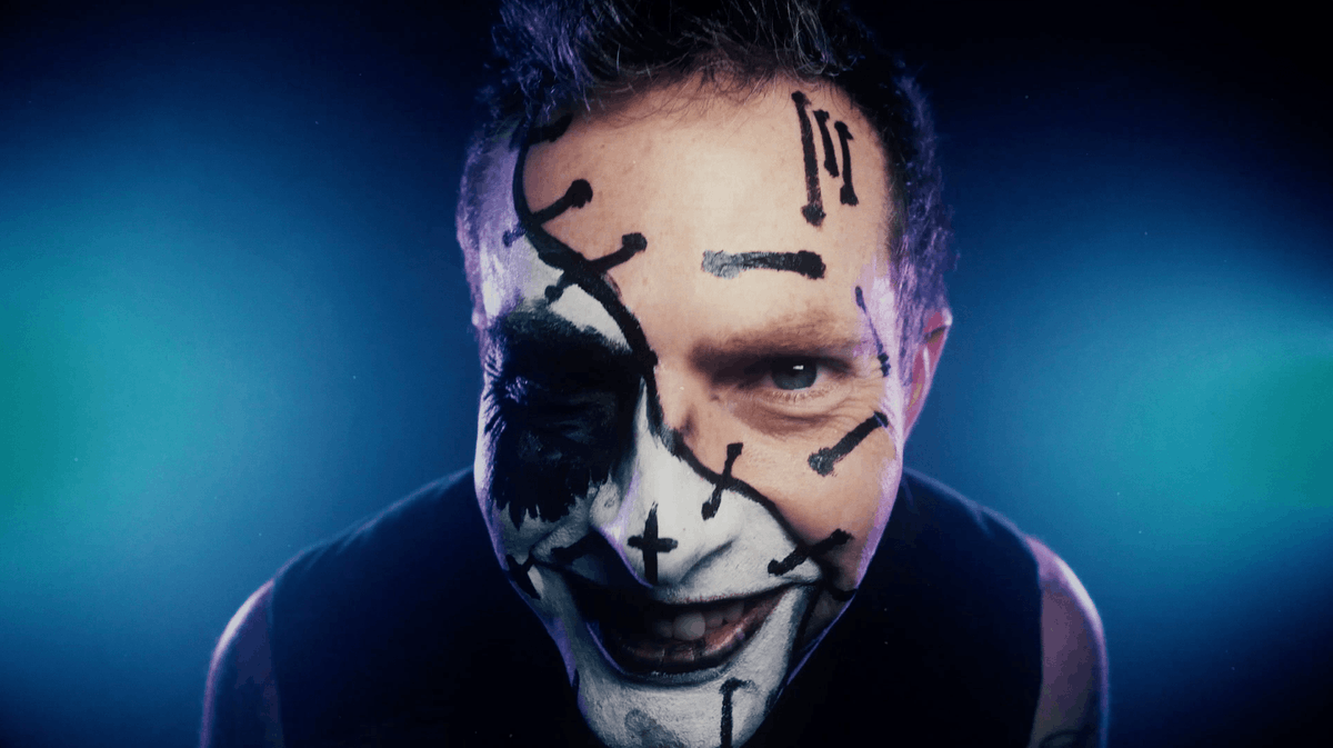 NudaMusic's tweet photo. Here's the very iconic Pete Normal who's also featured in my new music video. “All in Your Head” is premiering March 5th! 
https://t.co/fS9LAx0QmQ

#Nuda #MindfulTragedies #Electronicmusic #IndustrialMusic #gothicindustrial #ambientgoth #jaymievalentine #cindergarden #musicvideo https://t.co/dqz0Ioi4CN