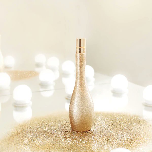 JLO_House's tweet photo. Limited edition !! Enduring Glow by @JLo with unique golden glitter bottle design only available at Superdrug ! Shop here: https://t.co/eeeGQ0Pq3f ! #EnduringGlow #Perfume https://t.co/XX0PNVhJJg