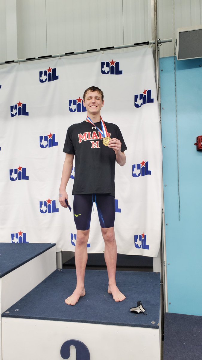 1roUSe_Hjort's tweet photo. Great job Zach Bann 2nd 200IM and 3rd in 100 backstroke at 5A State!!! Very nice way to finish your career! https://t.co/fjg3DFarjF