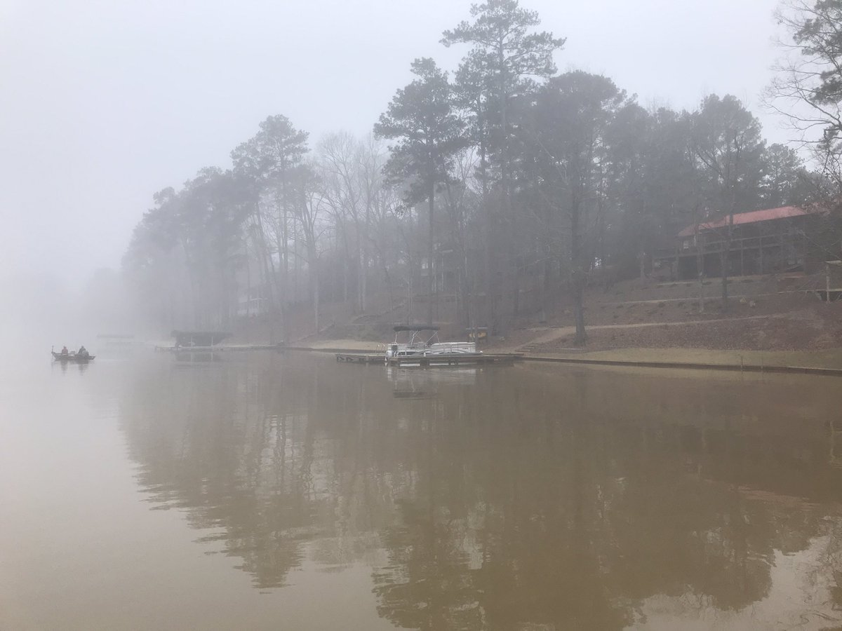 coleenlou1's tweet image. A very foggy morning over the still waters of #LakeOconee. Sometimes, when life’s direction or path seems unclear, it is a wonderful time for self-reflection. #LessonsFromNature #NatureIsBeautiful #ThePhotoHour #StormHour
