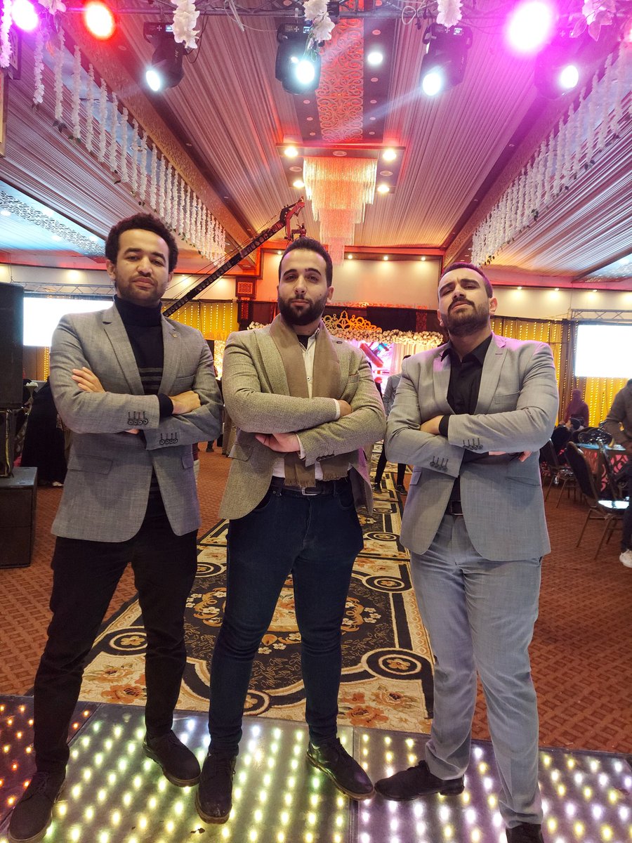 على السادة أطباء الامتياز الجدد التوجه إلى ناصر البرنس ويعزموني معاهم ❤
<a href="/ahmed10mosa/">ahmed mosa</a> 
<a href="/abdallhElghanam/">غنّام🇵🇸💡</a> 
<a href="/am_makram/">علوئيات</a>