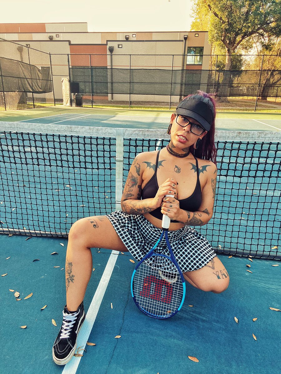 damnmariela's tweet photo. 🎾There are more important things in life than winning or losing a game. https://t.co/LMaaKNprG9
