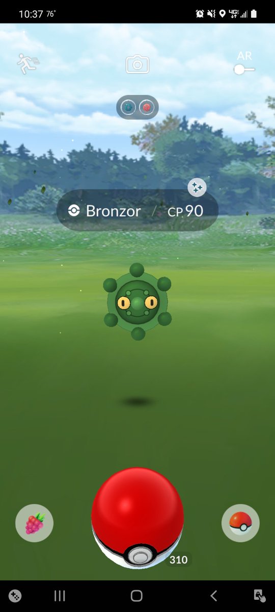 CurvyShorty3191's tweet image. First shiny in @PokemonGoApp since #KantoEvent these things love me....#AllHailTheSquee