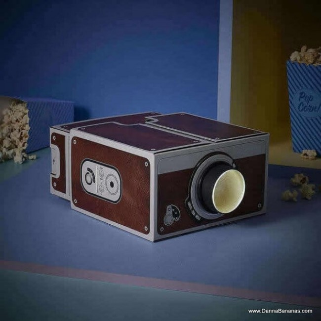 DannaBananas's tweet photo. https://t.co/hdZ3PV814e

#homeentertainment @goldenglobes #GoldenGlobes #homegoods #homewares #movies #movie #movietime #movienight #homemovies #SmartphoneProjector  #projector #cinemainabox #Smartphones #smartphone #movieprojector #cinemainabox #Netflix #netflixandchill #DIY https://t.co/fQHVOcrVKu