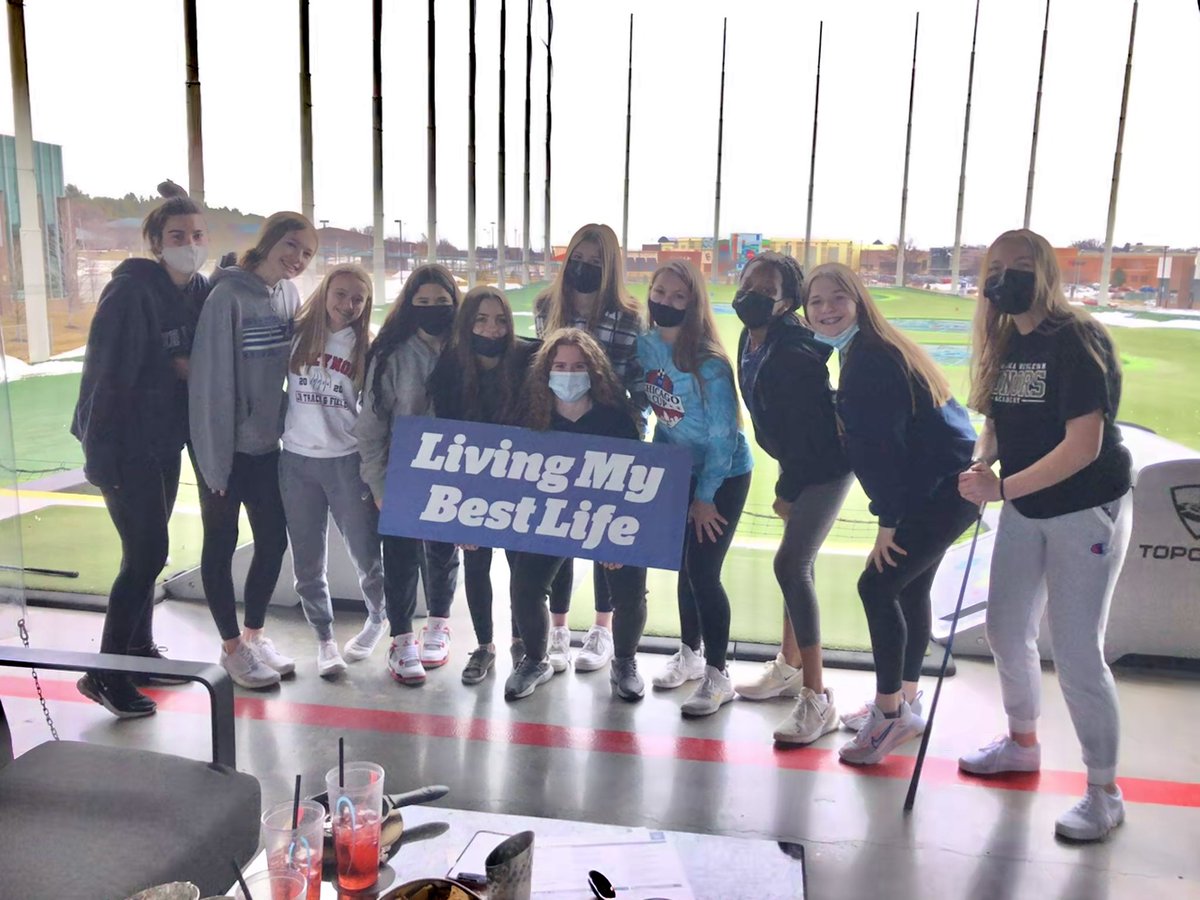 RhodesPhillip's tweet photo. Fun team event today! @Topgolf good food and good time just chilling with the team. I love the bond these girls have with each other it’s priceless. #roja06 #family https://t.co/uqdQUP8bXV