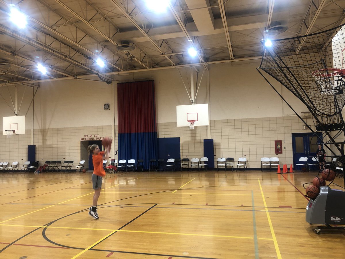 TeamOhioWBB's tweet photo. Team Ohio-Coffee Alum ⁦@kennagray10⁩ started the morning getting up 500+ shots and checking out new things at the Team Ohio 🏀 lab.  #grindneverstops #nextlevelpreparation ⁦@JohnCof56526688⁩ ⁦@Markwieland20⁩ ⁦@CoachGray73⁩ ⁦@CultureEst1975⁩ ⁦ https://t.co/d3Dl7RUizX