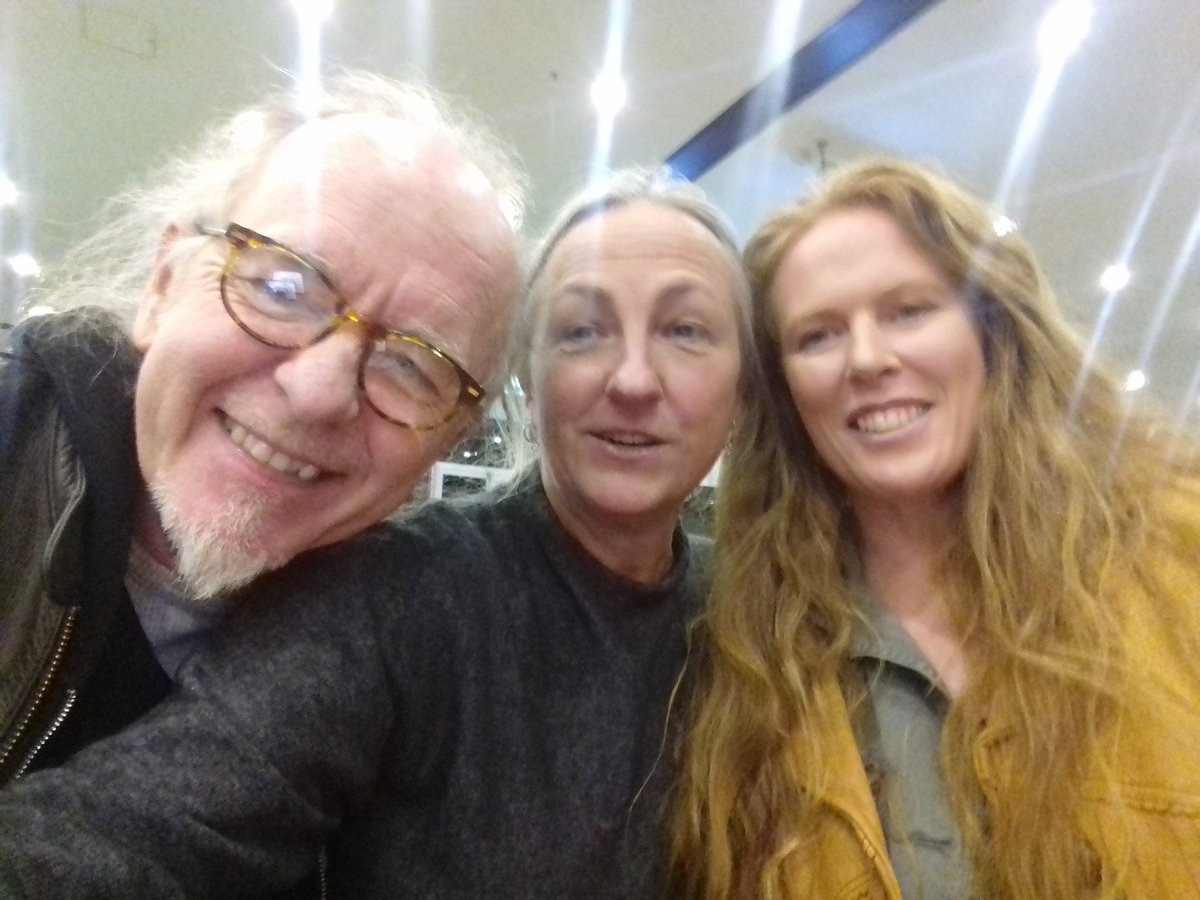 Ellen Cranitch (@pvespertine) on Twitter photo Chooons tonight from <a href="/EdelMeade/">Edel Meade</a> @RubaShamshoum <a href="/niamhnicharra/">Niamh Ní Charra</a> Karrie O'Sullivan, Camille Berthault, <a href="/canzonieregs/">Canzoniere CGS</a> <a href="/OlafurArnalds/">Ólafur Arnalds</a> <a href="/VilmaTimonen/">Vilma</a> Haken Kornstad and loads more. Here's Jimmy Smith, me and Karrie a few moons ago. 10pm <a href="/RTElyricfm/">RTÉ lyric fm</a> Chooons tonight from <a href="/EdelMeade/">Edel Meade</a> @RubaShamshoum <a href="/niamhnicharra/">Niamh Ní Charra</a> Karrie O'Sullivan, Camille Berthault, <a href="/canzonieregs/">Canzoniere CGS</a> <a href="/OlafurArnalds/">Ólafur Arnalds</a> <a href="/VilmaTimonen/">Vilma</a> Haken Kornstad and loads more. Here's Jimmy Smith, me and Karrie a few moons ago. 10pm <a href="/RTElyricfm/">RTÉ lyric fm</a>