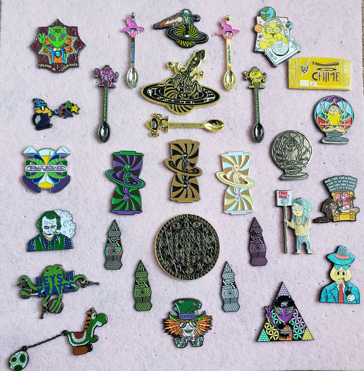 MrMartianDesign's tweet photo. All for sale or trade!
Deals if you buy multiple
DM for prices and to call dibs https://t.co/gQZQiaWepP