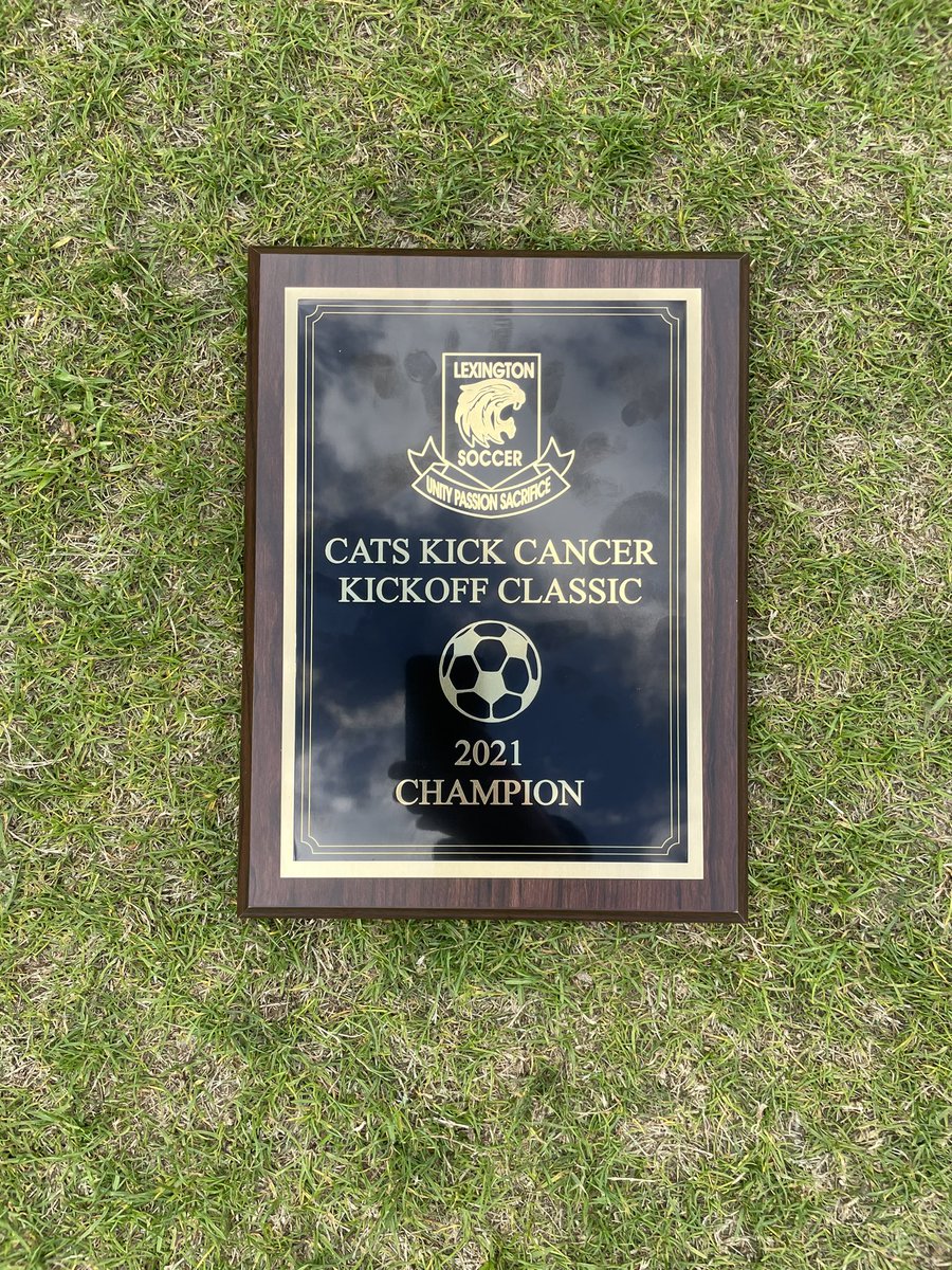 LexMenSoccerCKC's tweet image. Final from Lexington:
Lexington 5-0 Greenwood

Wildcats are the 2021 Cats Kick Cancer Champions!
#LexGoCats