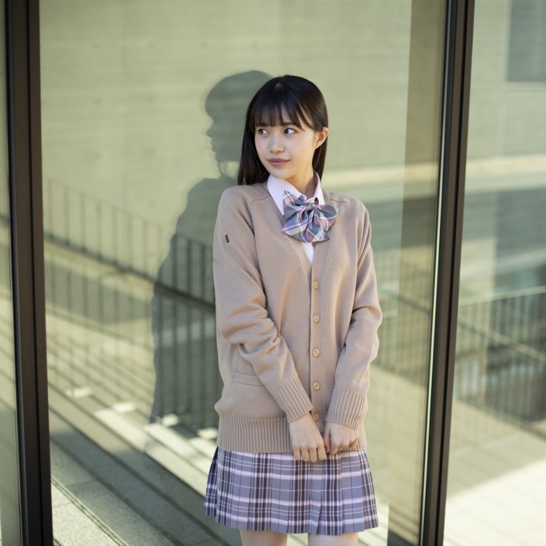 Conomi 原宿店 ピンクコーデ ユニセックスカーデでゆったり着るのが かわいい スカートとリボンをピンク グレーのチェックで合わせてみました Conomi 制服 なんちゃって制服 高校生 Jk Fjk Sjk Ljk Jkブランド 青春 写真 Photo