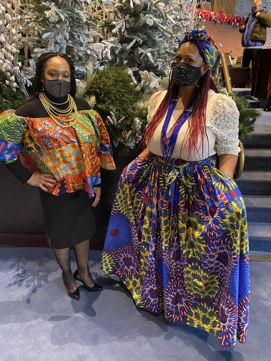 LaShondraleads's tweet image. It’s the best day of the week and I’m glad to be in the service one more time! It’s our special Black History Month celebration. It’s a good thing to be a Black woman today. I got my sister @bettyrubble23 with me too. 🙏🏾But let’s not forget... #Sundaydareforchurch💒 #singpraises