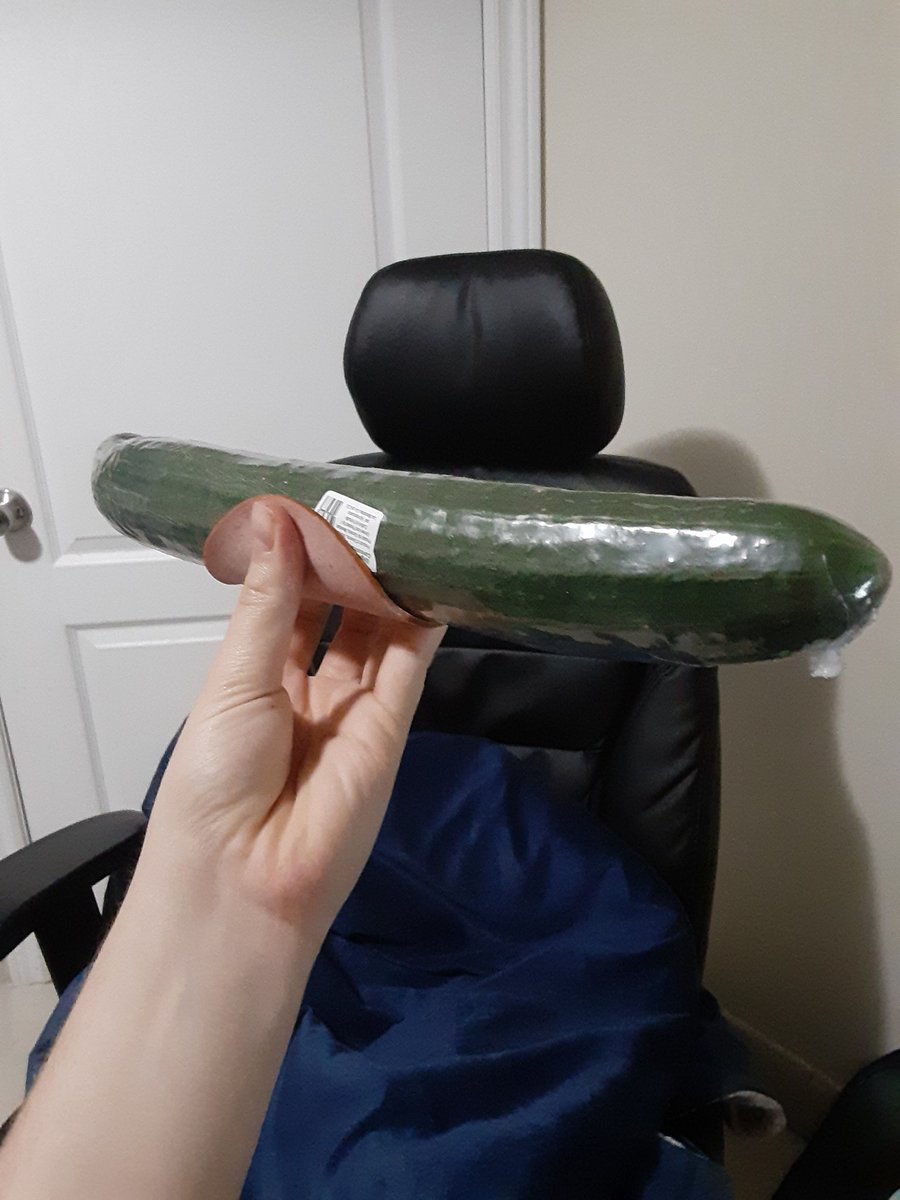 NoteBlockRemix's tweet photo. hot dog. https://t.co/nDL4fbFP3d