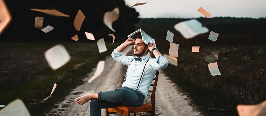 CollegeXpress's tweet image. Get creative with your studying by using these helpful tips: bit.ly/3a2NJUh #collegestudytips