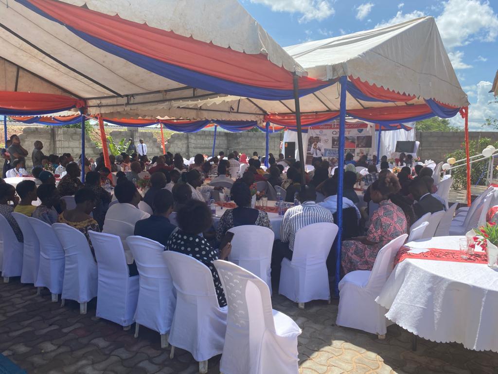 Kampuni kutoka U.S.A inahitaji vijana 15 kwa kila mkoa nchini TANZANIA Awe na..
1.Awe na smartphone
2.Awe na uelewa kuhus fedha za kigeni
5.Awe tayari kufanya kazi ndani na nje ya nchi
6.Awe na account ya bank n.k
 mafunzo kwa njia ya whatsapp wahi haraja "chat.whatsapp.com/FhMhSdPZOEtHLS…