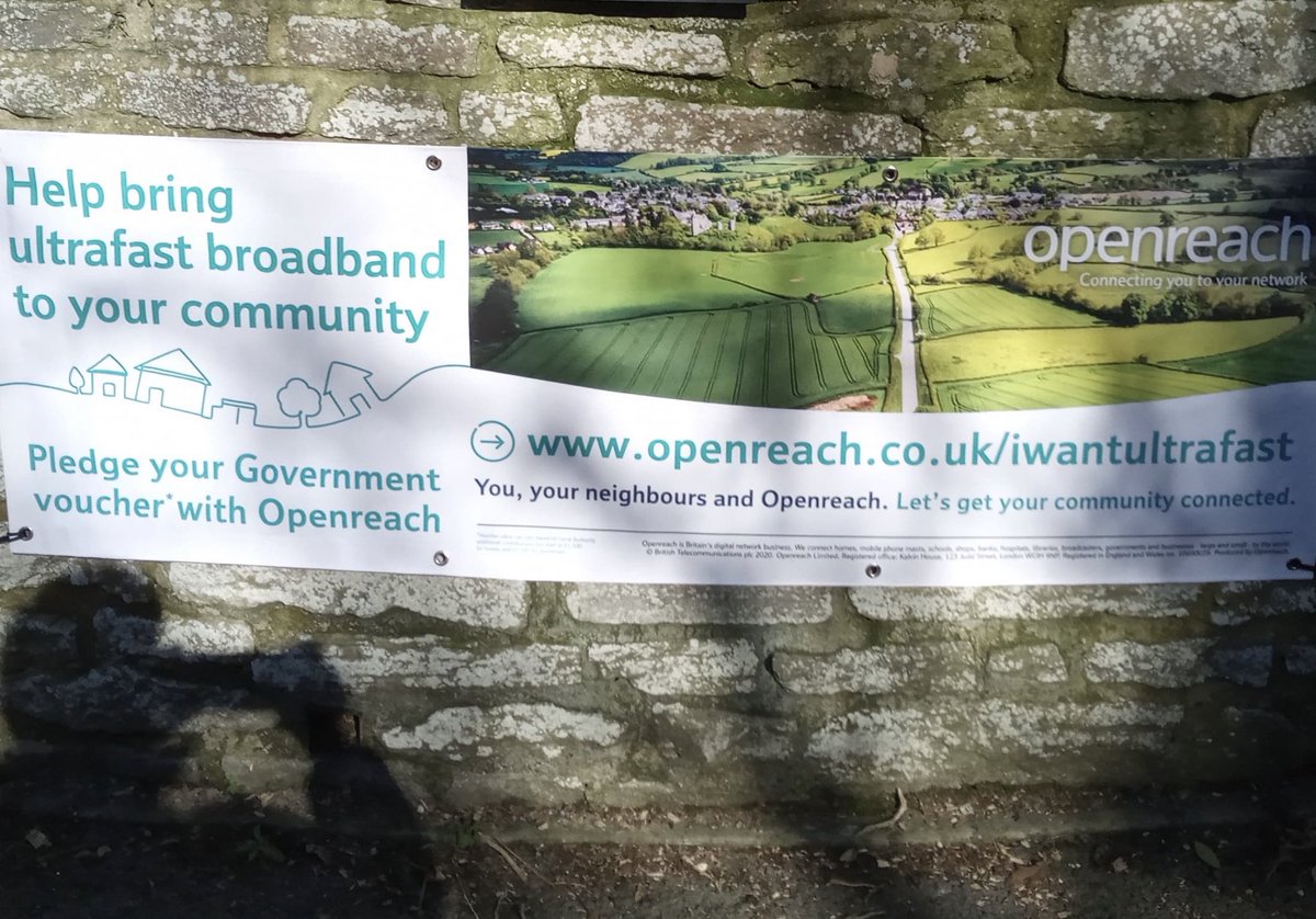 gary4ridgeway's tweet photo. Messages placed in all of the obvious locations around the village - thanks to those hosting and those waiting for more banners - another 31 days to get another 40-60 people to pledge to get Gigabit fibre in Wanborough &amp; Liddington - to pledge go to https://t.co/6N5dUSgssx https://t.co/WKqd9vOu1T
