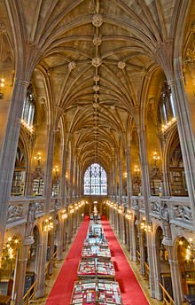 @roalsovi @oliviadevjourno I've never even been, but the John Rylands Library there looks stunning