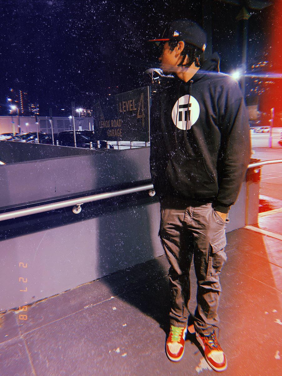 quinton_mcelroy's tweet photo. Ig I wear fitteds now 🤷🏽‍♂️ https://t.co/4zSI4Tt4o9
