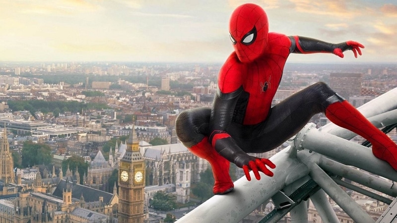 JVCom's tweet image. Les frères Russo (Avengers 3 et 4) ont affirmés au magazine GQ avoir dû se battre avec Sony Pictures afin que Tom Holland devienne le nouveau Spider-Man !

"On peut dire qu'on a rencontré de la résistance, mais on a insisté. C'était un combat où Sony a trainé des pieds."