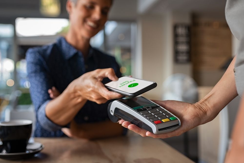 eonx_com's tweet photo. The rapid growth of digital commerce has transformed the B2B and B2C payments market, with global transactability, secure payments switching and PCI-DSS &amp; ISO compliance at the forefront of leading-edge payment technologies.

https://t.co/lms1FUV2tP

#payments #ewallet #payments https://t.co/ijYhXWpO3y