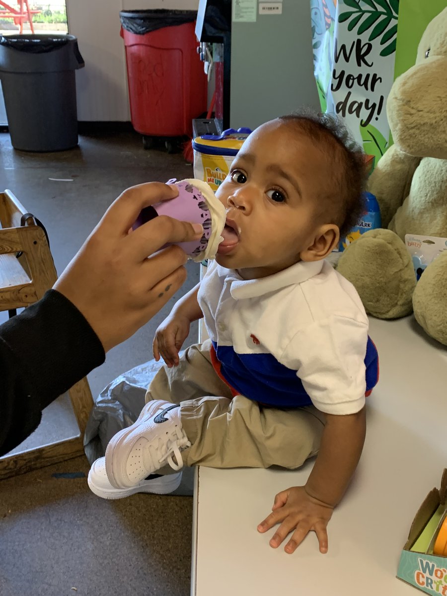 ProjectBDaySac's tweet photo. Thanks so much to Becca Cunningham and The Girl Scouts for sponsoring Saint John's January Party! The kids at Saint John were able to start off there 2021 with a fun birthday party.  We're so happy to have been able to celebrate these amazing kids.  #Girlscouts #party https://t.co/vTCaFkAEwB