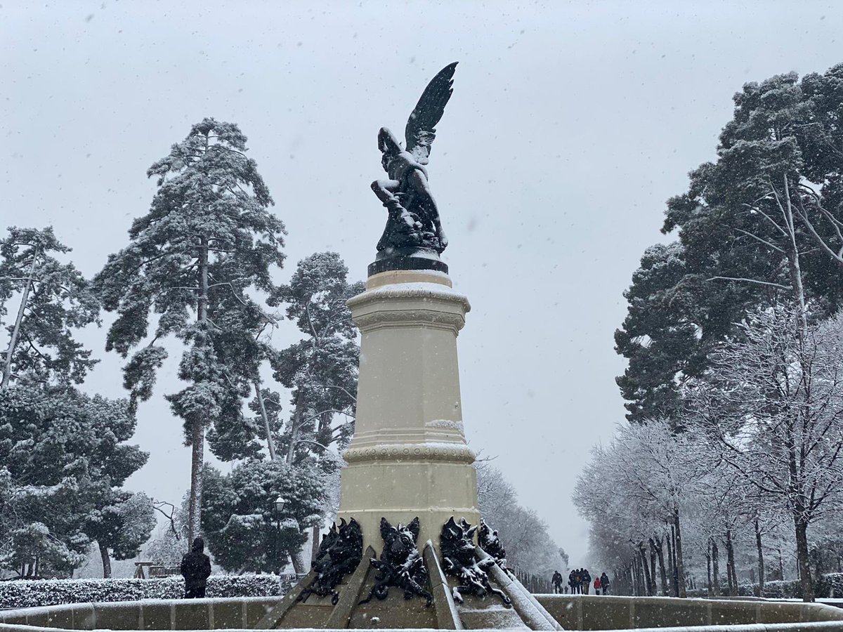 ¡NUEVO PODCASTIZO!
💊#PíldoraMadrileña nº8: LA ESTATUA DEL ÁNGEL CAÍDO.
🎙️ podcastizo.com/2021/02/pildor…

Os contamos todas las curiosidades de esta magnífica escultura, así como qué hubo en el lugar en que hoy se levanta a lo largo de los siglos. Os vais a llevar más de una sorpresa..