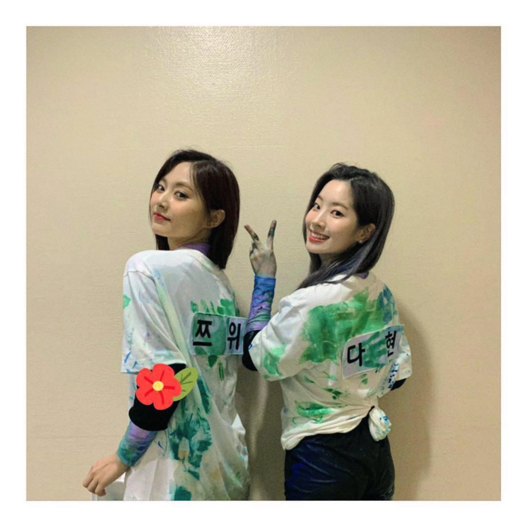 SYAETWINKLE's tweet photo. ⠀' ،،  🍭 onᥱ  ın  [ ᥲ  ] ⠀ ╱ ⠀ 𝗺ı𝗹𝗹ı𝗼𝗻 ‘  ｡ﾟ･ ⁦@ t⁩.winklᥱ at 𓂃 #MAGICB ˖ #RUNXAWAY 𓄹

Kath y Aerin no podían perderse la oportunidad de asistir al comeback de estos chiquitos a quienes les agradecemos la invitación. ¡Mucha suerte con su nuevo mini álbum! 🙆🏻‍♀️ https://t.co/qzQ2Ga3ucr