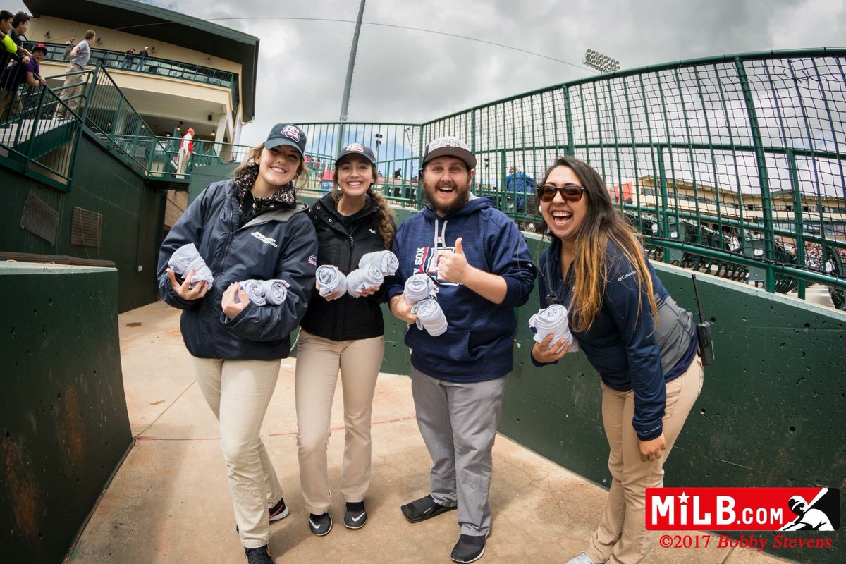 TheeOriginalJi's tweet photo. Application submitted! I hope to talk about T-shirt cannons, 7th inning stretches, and Legend Racers soon! #GoSounds #ThisIsMyCrew #BoostersNewBestBuddy #SoundsBaseball https://t.co/G5o02HGRSW