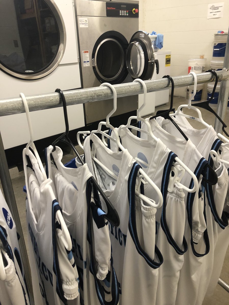 CoachSmithUHA's tweet photo. Not the results we hoped for but so proud of the team for everything they’ve battled through to get a chance to put those jerseys back on. ❤️💪🏻
Never been so happy to do laundry!!! #nojobistoosmall #OneCamel
We hope to have another chance soon! 🏀🐪 https://t.co/2husSn2tVm