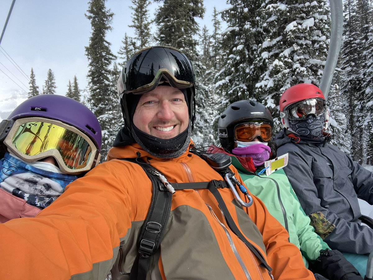 miket136's tweet photo. Gorgeous day in the Rockies skiing with friends today. A bit of wind and snow was no trouble at all.
#SkiAB #PlayOutside https://t.co/GbRguV7yXL