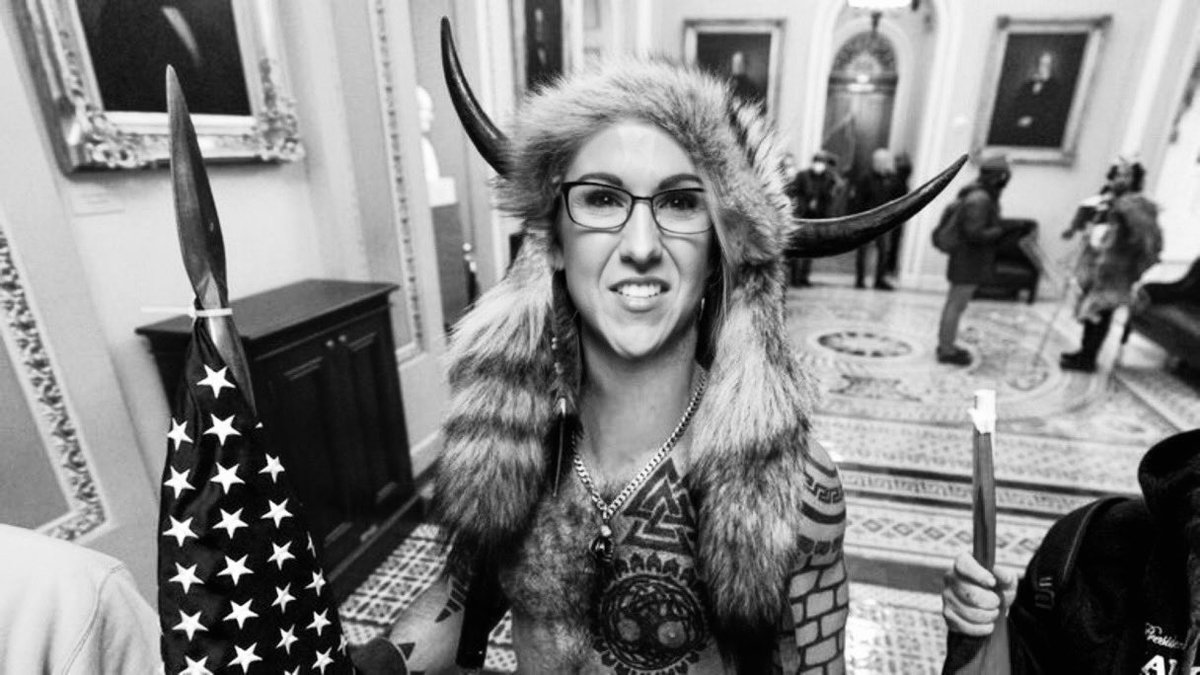 HolyCoW45357260's tweet photo. @laurenboebert Yep Bobo jump in Swamp! #swampact https://t.co/vqYblaOG0g