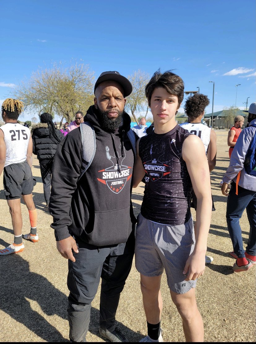 What a great opportunity to come out to compete <a href="/ShowcaseBall/">Showcase Ball</a>! Thank you @coachkeith_1k and <a href="/dantemarsh/">Dante Marsh</a> for the amazing experience💯💯🙏 <a href="/TWCPFootball/">College Park Football</a> <a href="/vypehouston/">VYPE Houston</a> <a href="/dctf/">Dave Campbell's — TexasFootball.com</a>