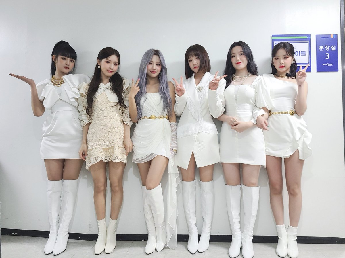 GIDLEBRAZIL's tweet image. 🗞 — TOP 3 músicas de grupos idols com mais streams no Genie em 2021:

#1. BTS - "Dynamite" - 13.3M
#2. BTS - "Life Goes On" - 9.2M
#3. (G)I-DLE - "HWAA" - 9.1M 🎉

© SerieTV46

#GIDLE #여자아이들 @G_I_DLE