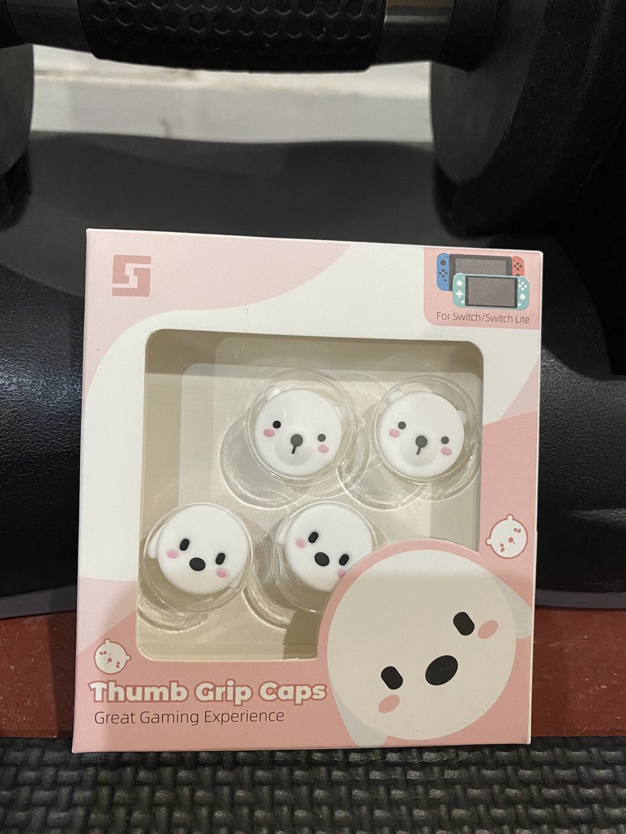 1thicstrawberry's tweet photo. My thumb cap grips came in UwU ๐ฅฐ #EGirlThings #HotGirlShit https://t.co/ewfiKtMMMu