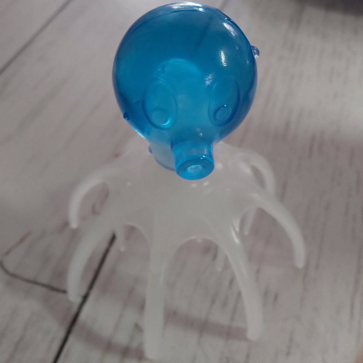 頭皮マッサージ器