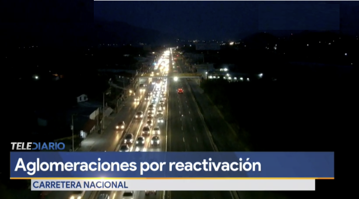 telediariomty's tweet photo. Automovilistas abarrotan la Carretera Nacional en domingo de reapertura. https://t.co/AHaSUMOyNf https://t.co/vN6Pjo3hUB