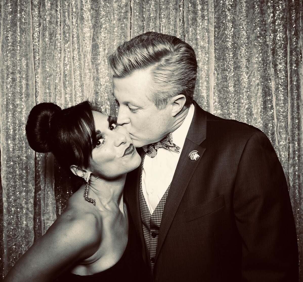 Yeah - I like 😍 her! Wonderful time last night @ the Cals Angels Benefit supporting pediatric cancer💛🙏 <a href="/bsharmalewis/">Bhavna Sharma-Lewis</a> <a href="/CalsAngels/">Cal's Angels</a>