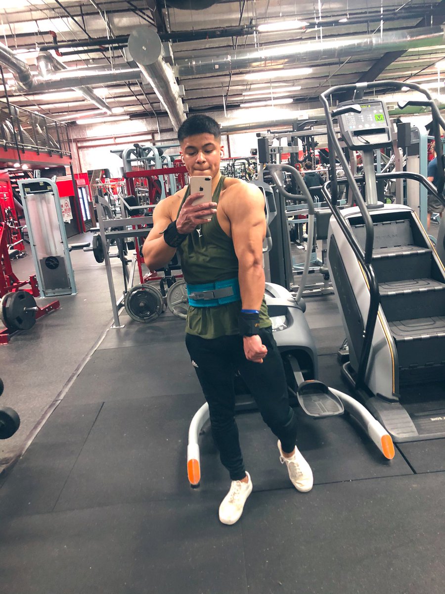 B4Johnny's tweet photo. Little photo dump 🙈 https://t.co/R6uMRo3Jwt