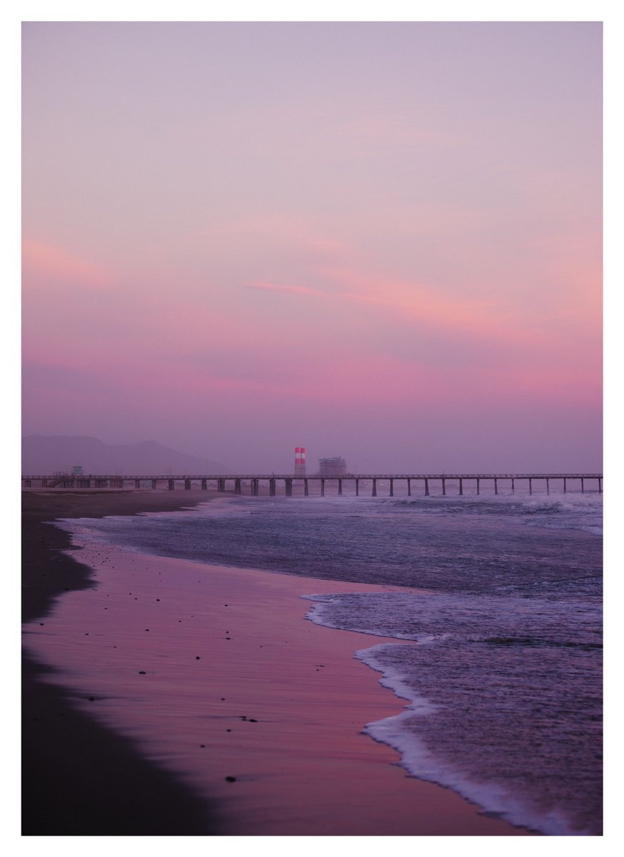 _lukebaum's tweet photo. another sunset captured in port hueneme https://t.co/etRlGyid2B