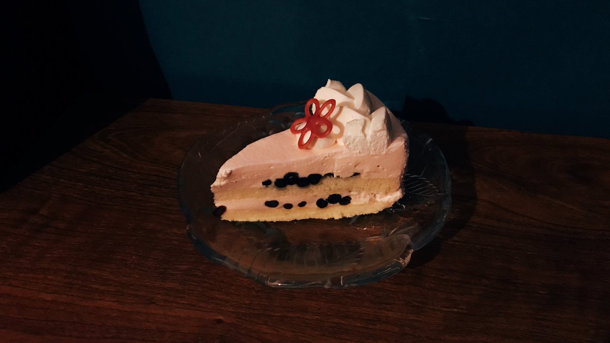 佐々木ののか 六花亭から春のお知らせ さくら風味のケーキ 佐々木ののか 六花亭から春のお知らせ さくら風味のケーキ