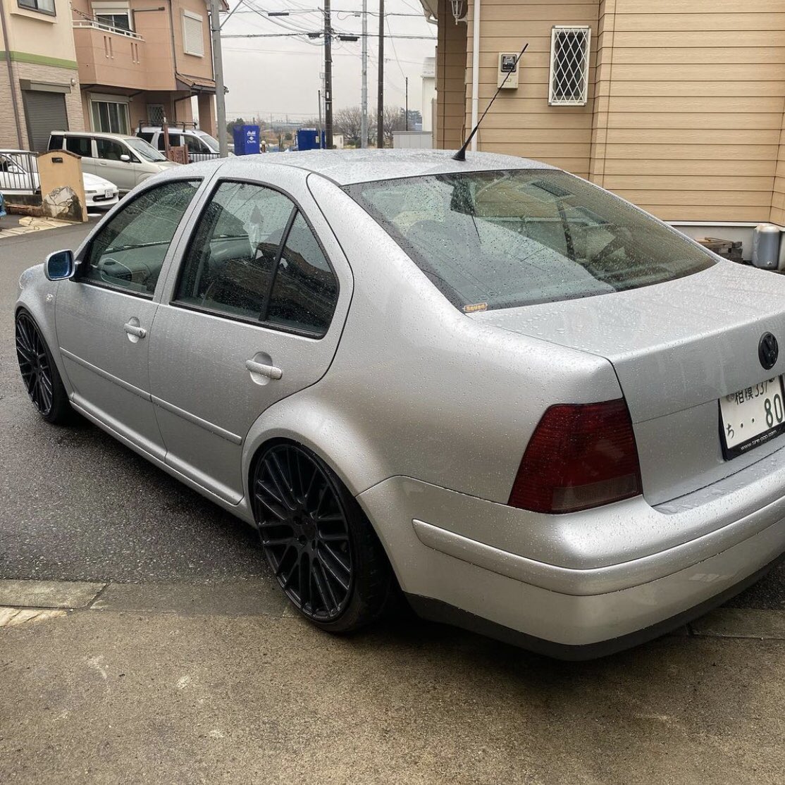 yk_9090's tweet photo. 代理販売　

フォルクスワーゲン　ボーラ
走行距離　5.3万キロ
車検　令和5年1月
金額　40万
詳しくはDM下さい。
宜しくお願いします。

#車売ります 
#ボーラ 
#拡散希望 
#RTお願いします https://t.co/dRUgZwNALa