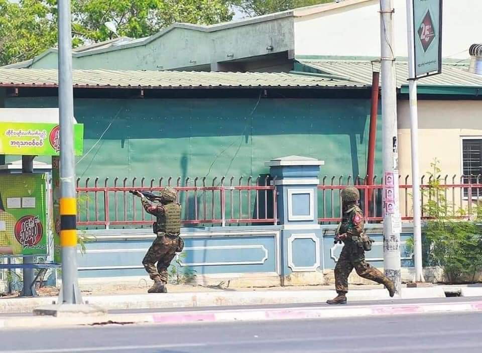In Myanmar, Mandalay 
On Theik Pan Road, near City Hospital.  
Military Coup shot with real 7.62mm bullet to boycott peoples who run into hospital area. 
28.2.2021 evening time