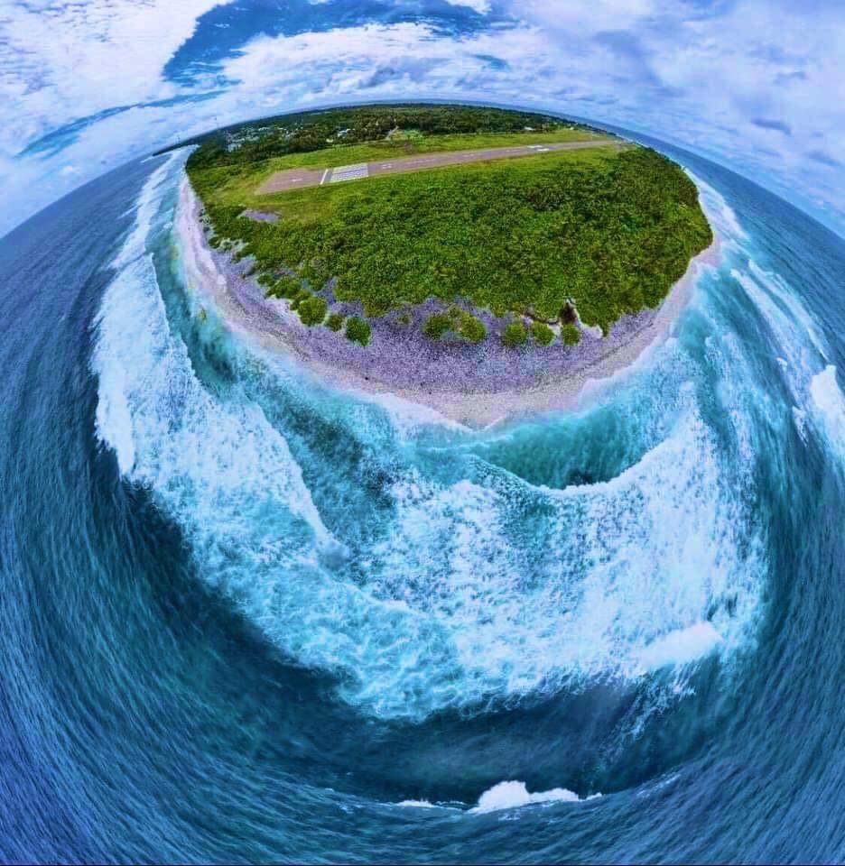 Birds eye view of Fuvahmulah "kalho akirigando" 🌊 😍
.
.
.
.

Photo: Fannosurf School
#VisitFuvahmulah
#Fuvahmulah
#Maldives
#VisitMaldives