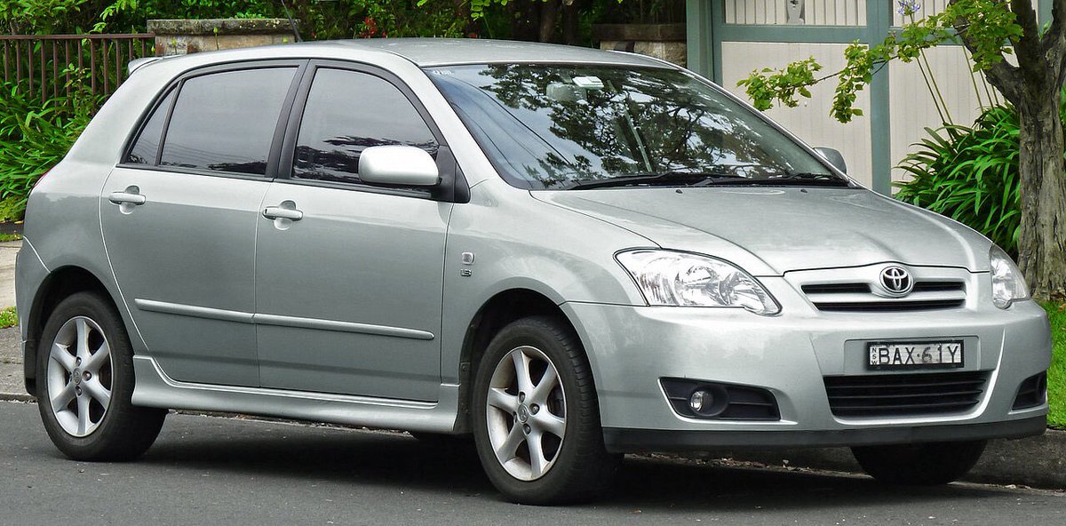 I’m looking for a Toyota Corolla E120 5 door hatchback, silver colored, foreign used with automatic climate control. If you do have one kindly DM me.
NB: something like this pls. Thank you.