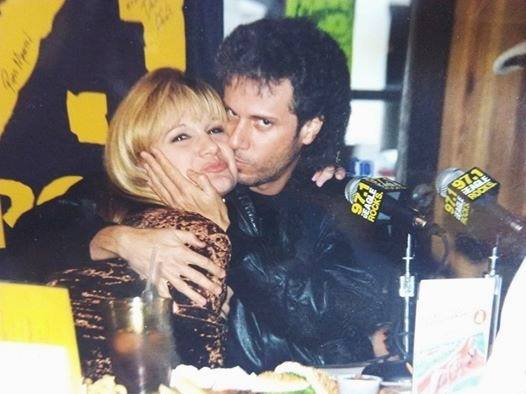 CINDYSCULL's tweet image. Heartbroken and sad to lose our friend, Russ Martin, I'm in disbelief &amp;amp;denial that its even true. Russ was like my brother, tomorrow morning, I'll have @DebbieSexxton1  on for the Russ Remembrance...stories from the OLD Eagle days from 6a-10a , kegl.com/listen