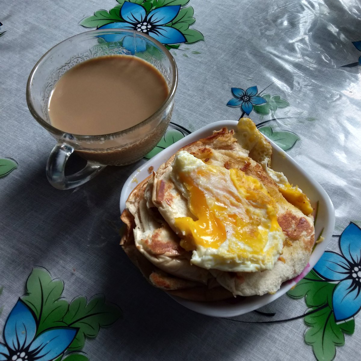 chellrochell's tweet photo. anyway, love ko breakfast! (kahit late https://t.co/dlrz1FQWSF) tipong sarap mabuhay thank u buddy G!
+June 2020 artwork. share q lang ulit, March 1 na & #IRealized kunin ko na ulit brush https://t.co/sxMabMKE5q