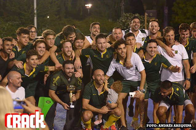 #hockeysobrecesped <a href="/chvistalba/">CHV</a> venció por penales a <a href="/ClubAlemanMza/">Club Alemán</a> y gritó Campeón bit.ly/3r5A8US