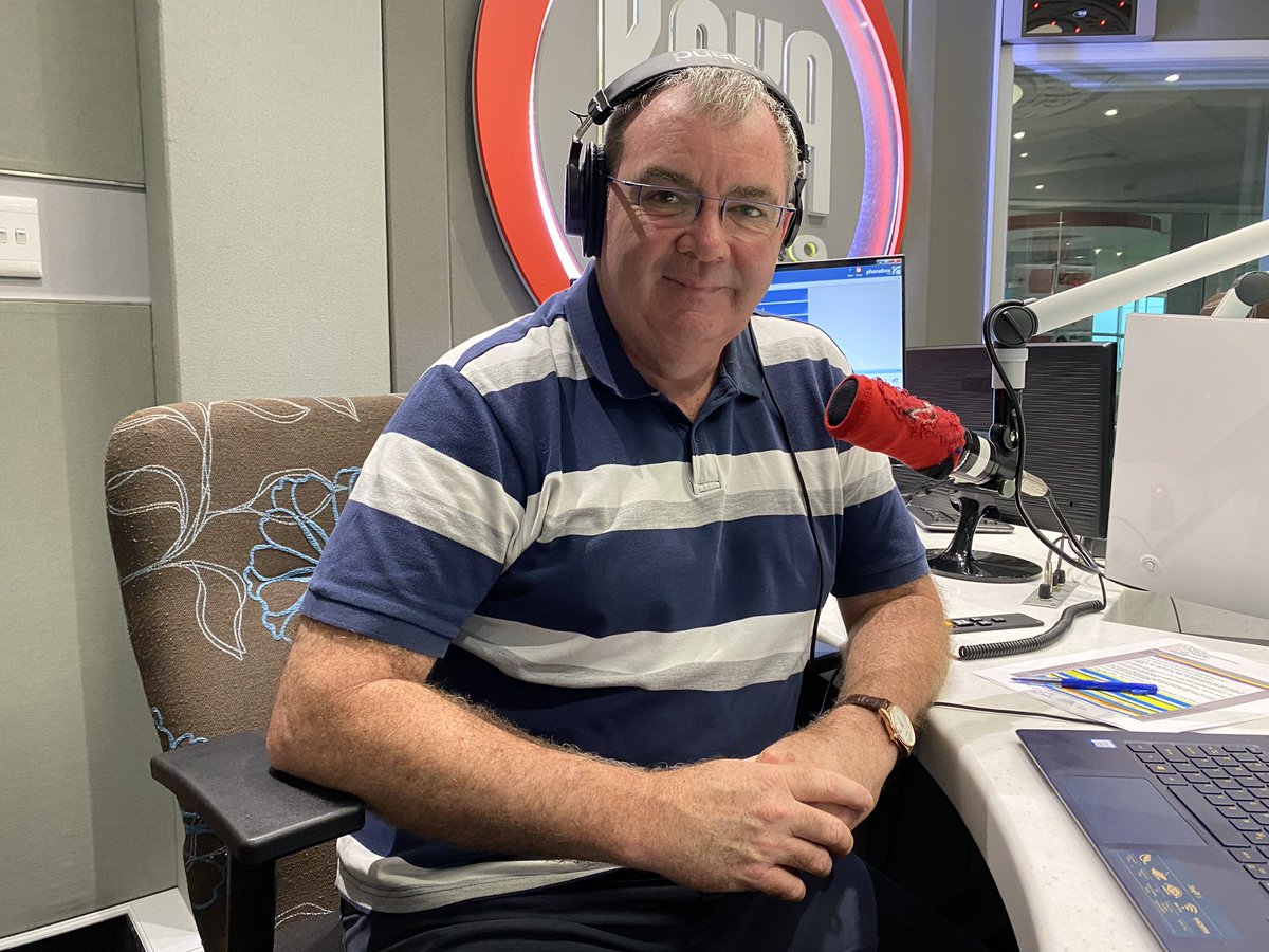 KayaOnAir's tweet image. Good Morning &amp;amp; Welcome to #KayaBreakfast with @davidosullie @Thabi_Sik @JasonGoliath

Lots to win today on the show. 06:50 &amp;amp; 07:25 is competition 🎉

07:10 @vumilemsweli talks red flags to lookout for when job hunting

07:50 Dr. @sthembete talks SA moving to #AlertLevel3
